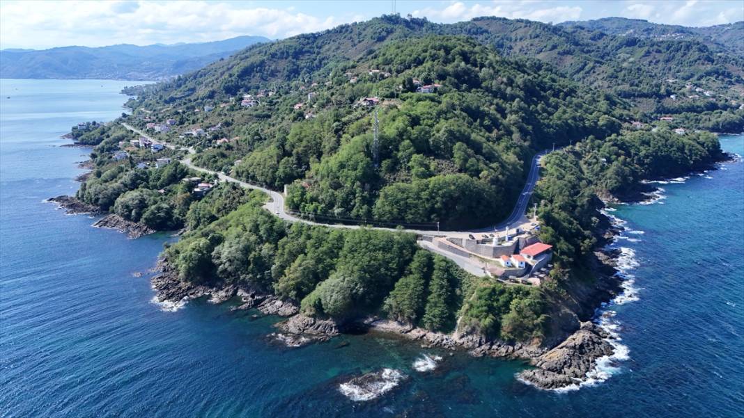 Sakin şehir Perşembe'nin deniz feneri 1