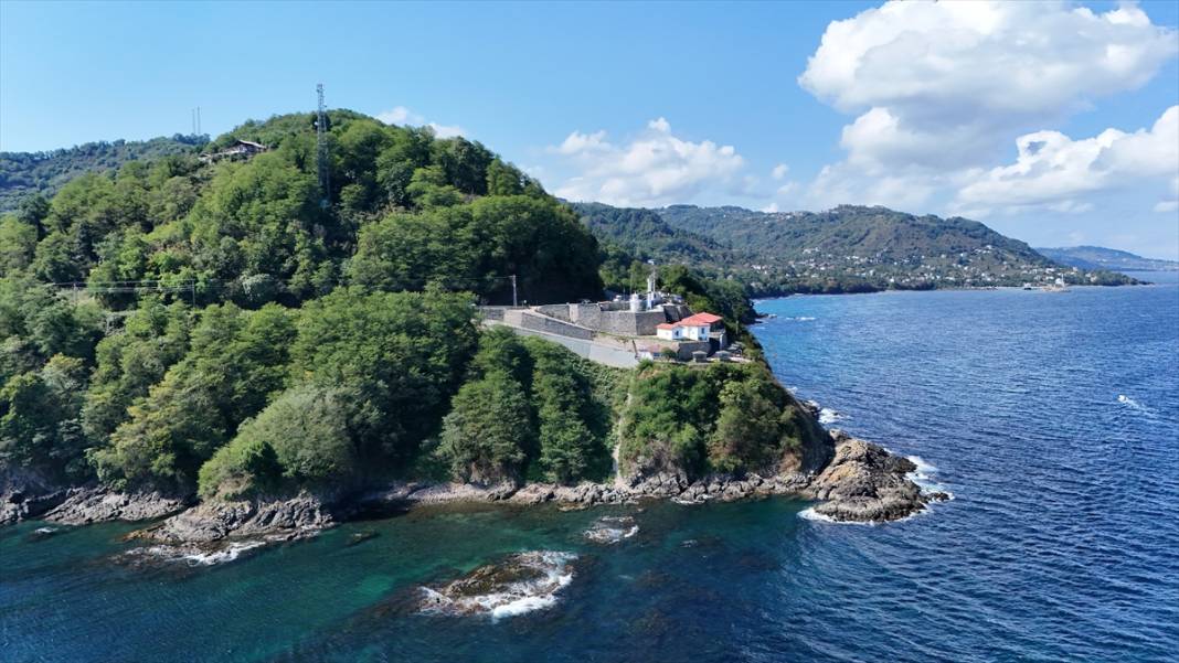 Sakin şehir Perşembe'nin deniz feneri 8