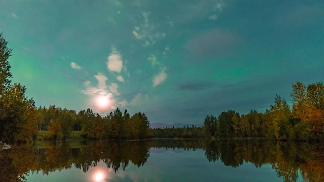 Gökyüzü kuzey ışıklarıyla aydınlandı 11