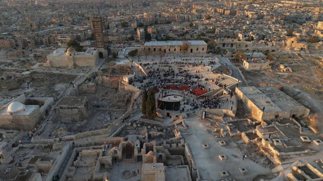 Suriye'nin tarihi Halep Kalesi 3