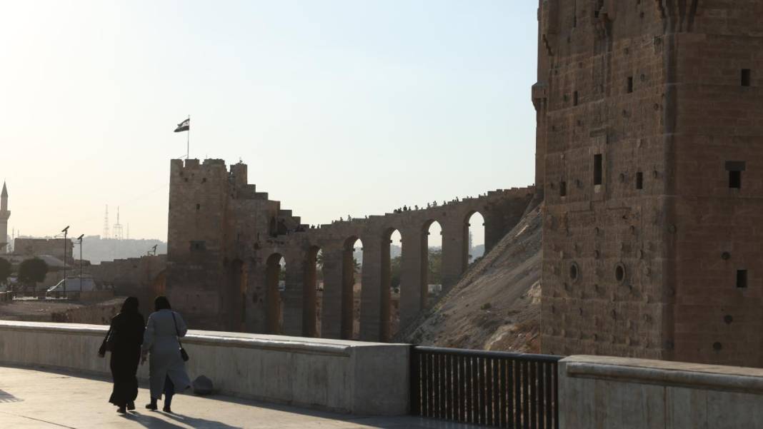 Suriye'nin tarihi Halep Kalesi 6