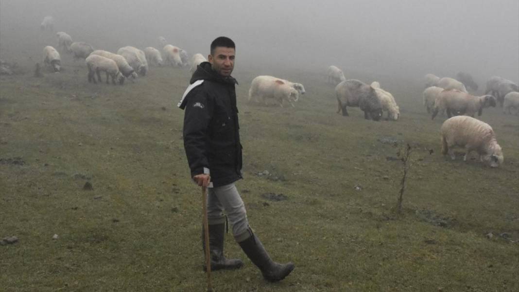 Sisler altındaki Karadeniz yaylalarından dönüş yolculuğu başladı 10