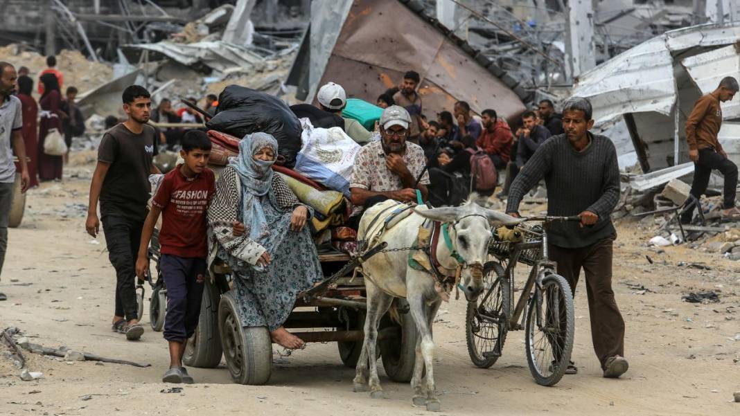 Gazze: Evlerine dönen insan manzaraları 10