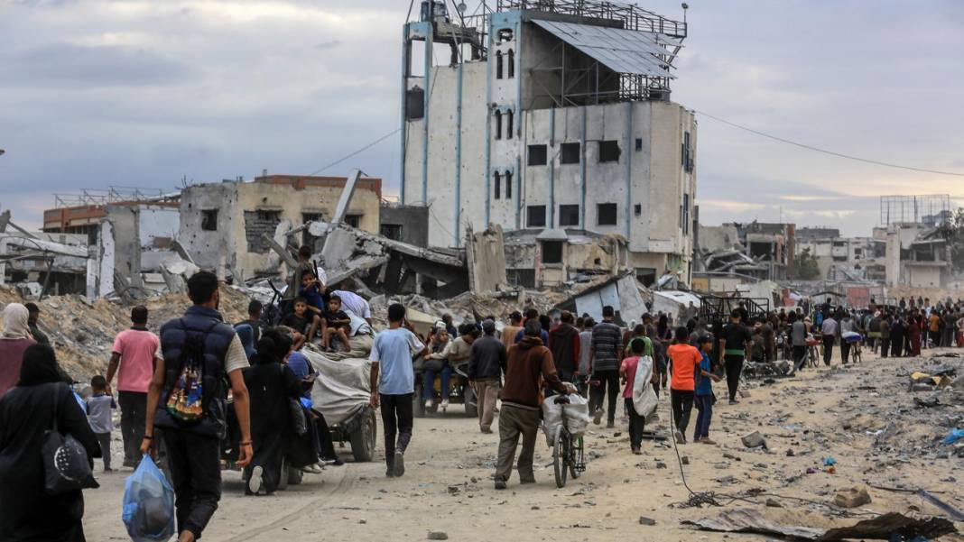 Gazze: Evlerine dönen insan manzaraları 12