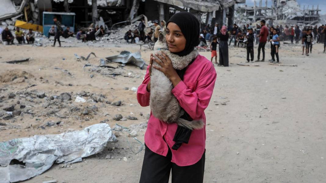 Gazze: Evlerine dönen insan manzaraları 16