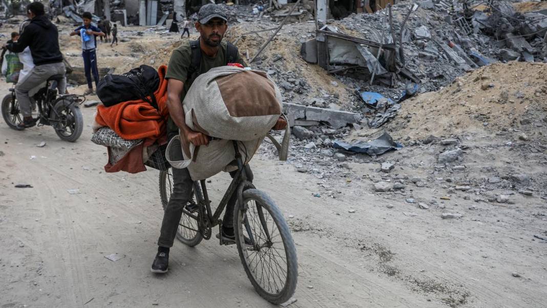 Gazze: Evlerine dönen insan manzaraları 24