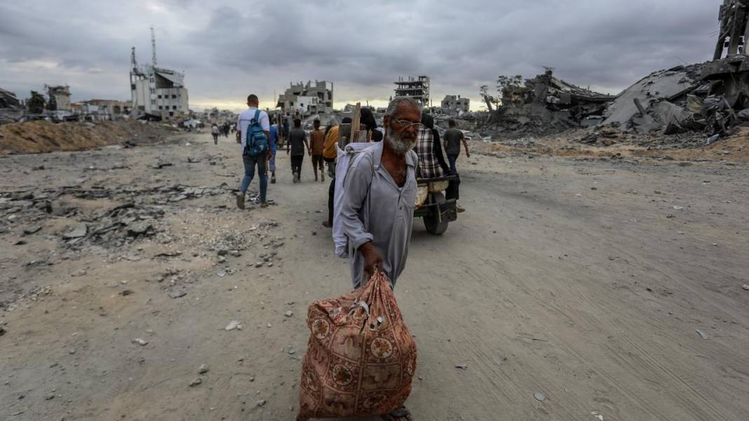 Gazze: Evlerine dönen insan manzaraları 8