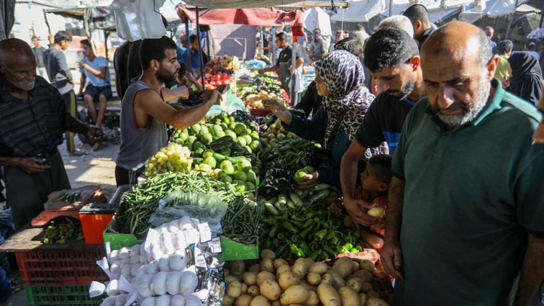 Han Yunus’ta hayat yeniden başladı, pazarlar canlandı 2