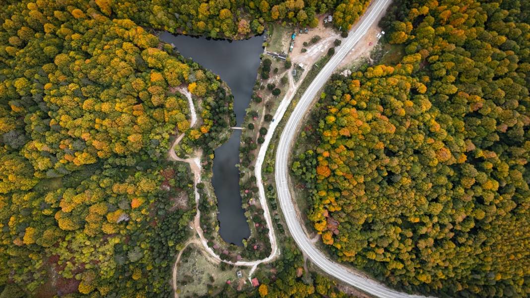 Domaniç Dağları sonbaharın renklerine büründü 13