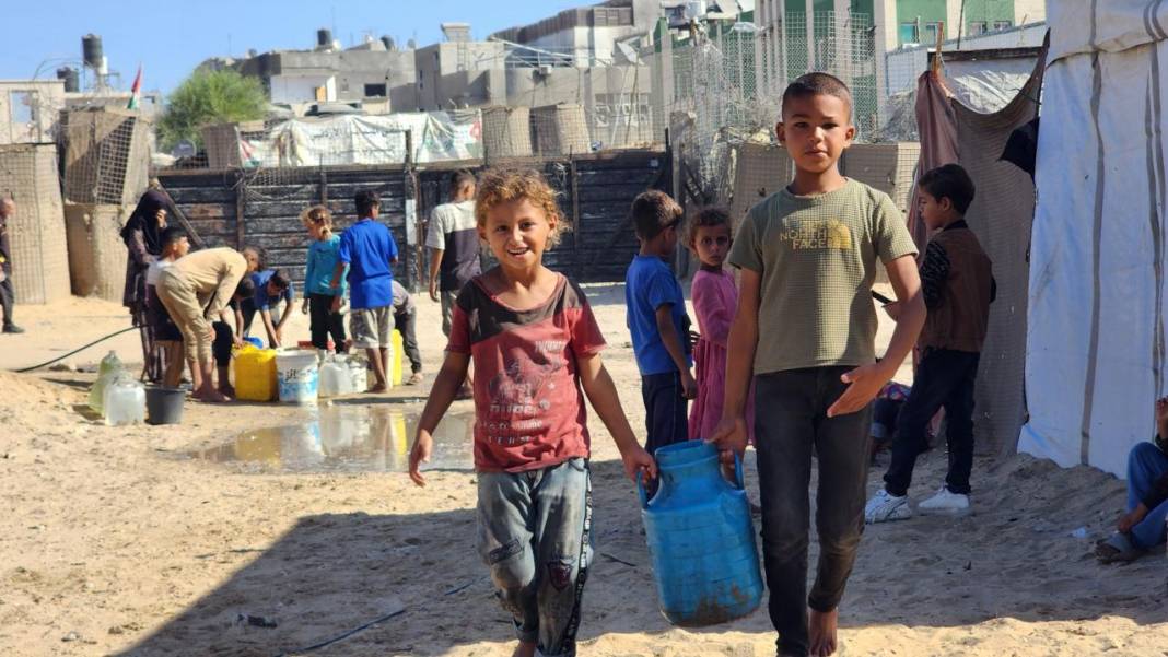 Gazze'deki su krizi devam ediyor 8