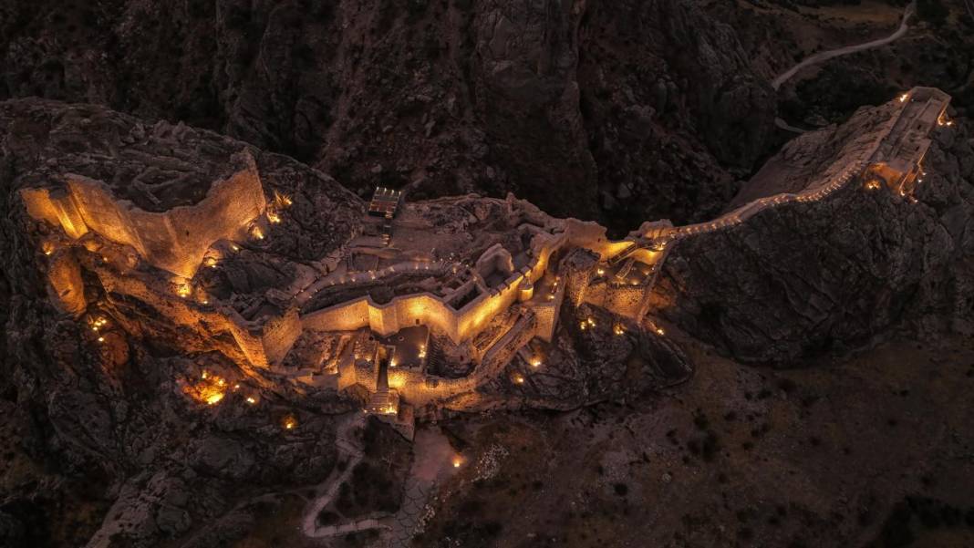 Fotoğrafların Diliyle Kâhta 12