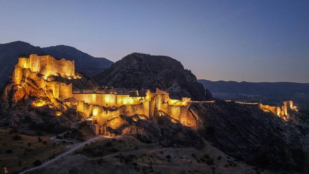 Fotoğrafların Diliyle Kâhta 9