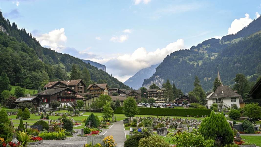 Alpler'in ortasında rüya gibi bir vadi 3