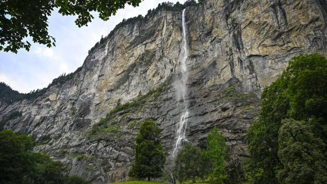 Alpler'in ortasında rüya gibi bir vadi 6