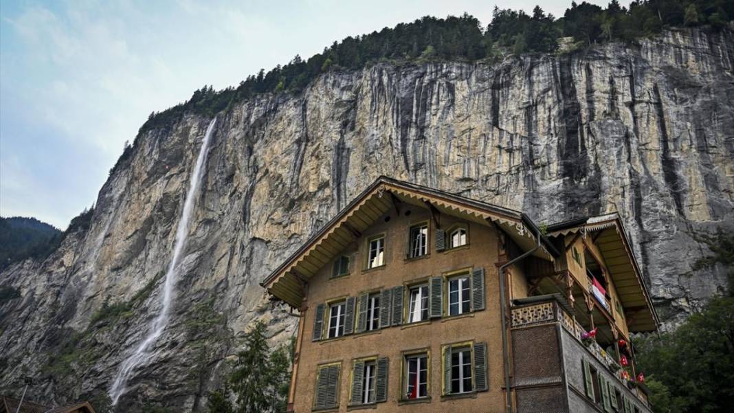 Alpler'in ortasında rüya gibi bir vadi 9