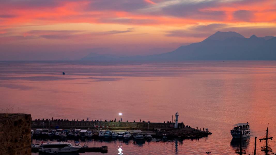 Antalya'da gün batımı 7
