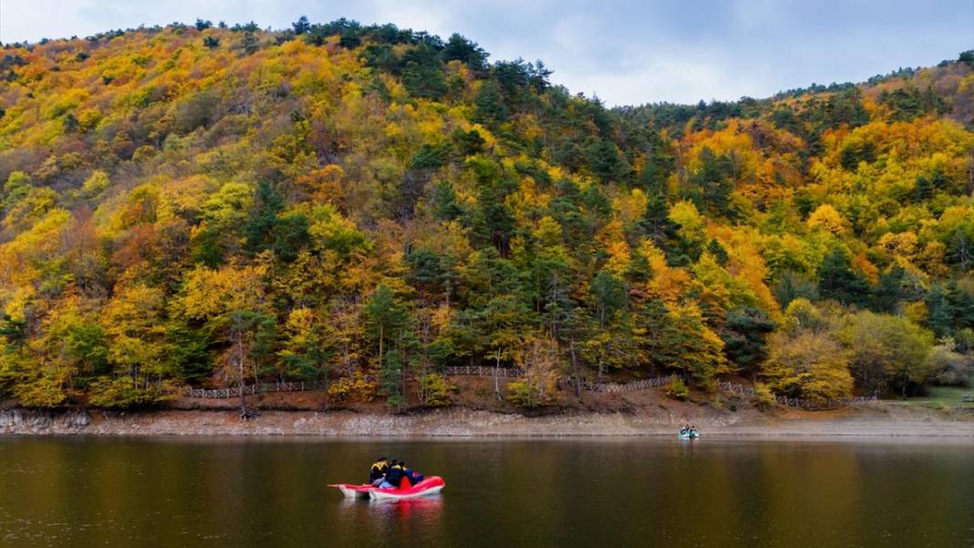 Amasya Boraboy Gölü'nde sonbahar güzelliği 10
