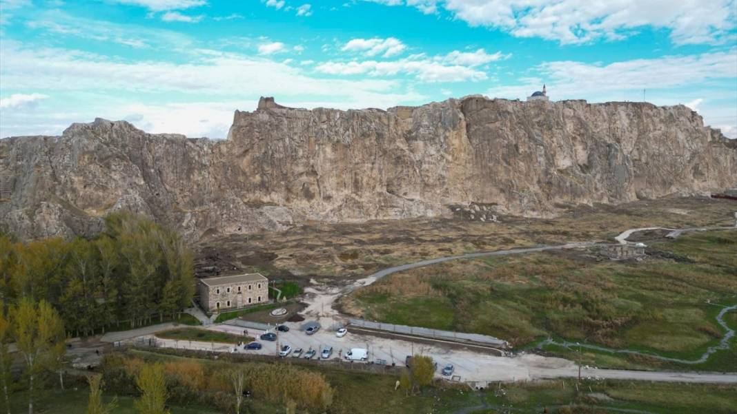 Said Nursi'nin talebe yetiştirdiği Horhor Cami cemaatiyle buluştu 13