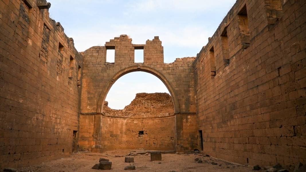 Busra Antik Kenti, Roma, Bizans ve İslam dönemi izlerini taşıyor 14