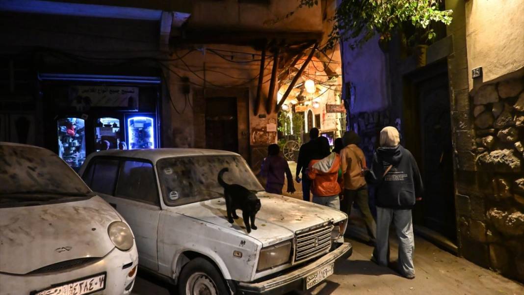 Emevi Camii ve Şam sokakları 12