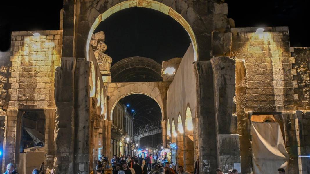 Emevi Camii ve Şam sokakları 8