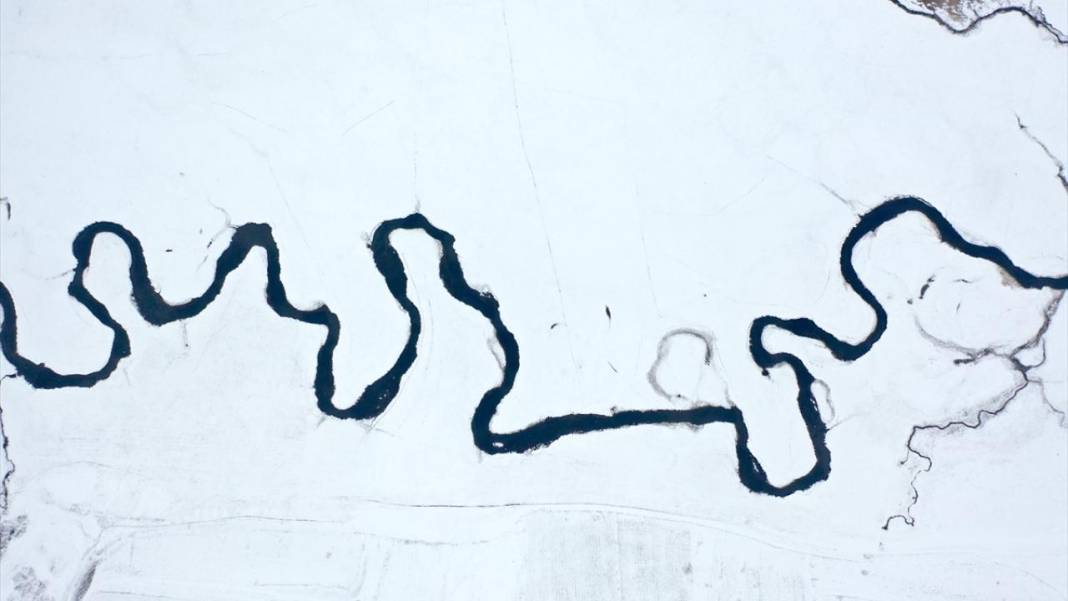 Kışın donmayan menderesler mahlukata can suyu oluyor 7