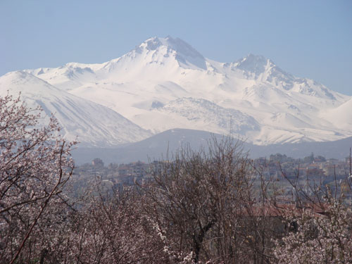 Tüm haşmetiyle Erciyes Dağı 2