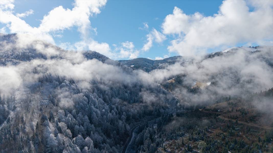 Kümbet Yaylası’nda yeşilden beyaza mevsim geçişi 16