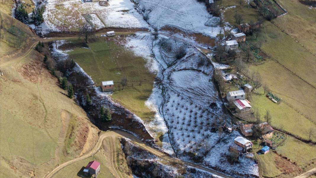 Kümbet Yaylası’nda yeşilden beyaza mevsim geçişi 2