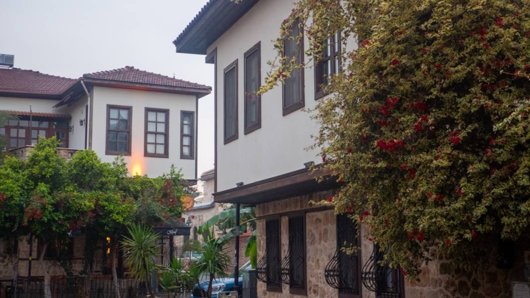 Antakya Kaleiçi'nde yağmur huzuru 7