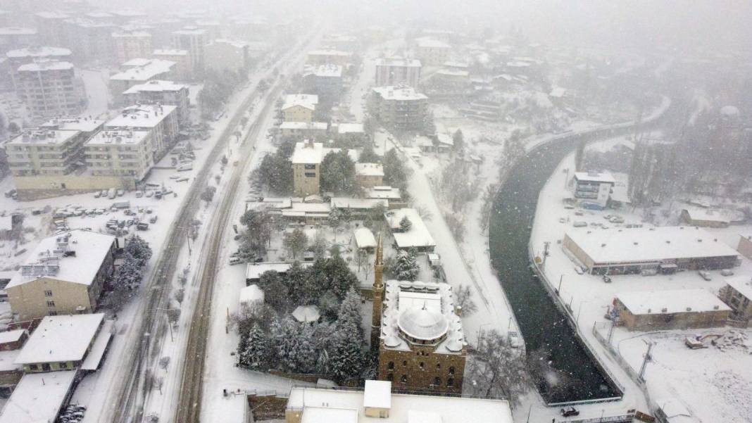 Yurdun çeşitli bölgelerinden kar manzaraları 12