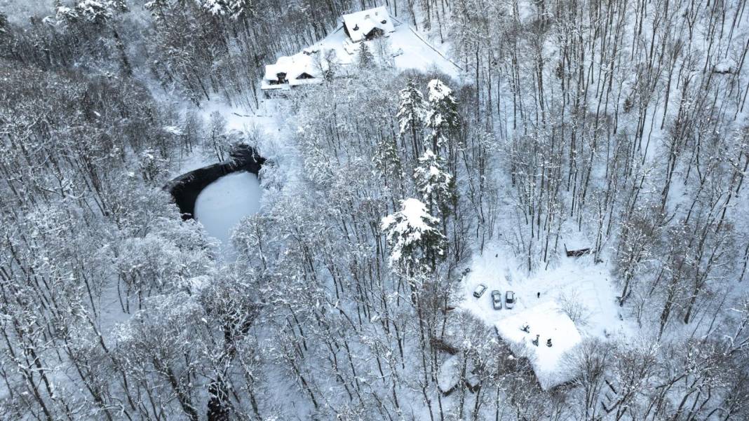 Yedigöller Milli Parkı beyaza büründü 4