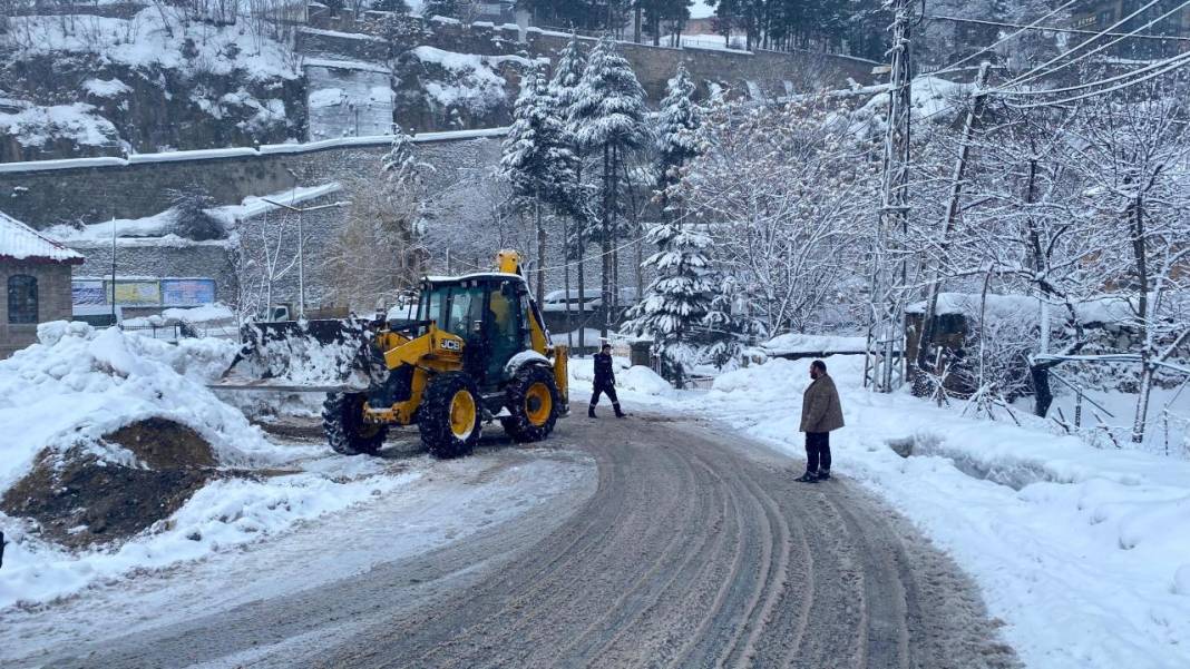 Yurtta beyaz rahmet kar yağışı ve soğuk hava etkili oluyor 15