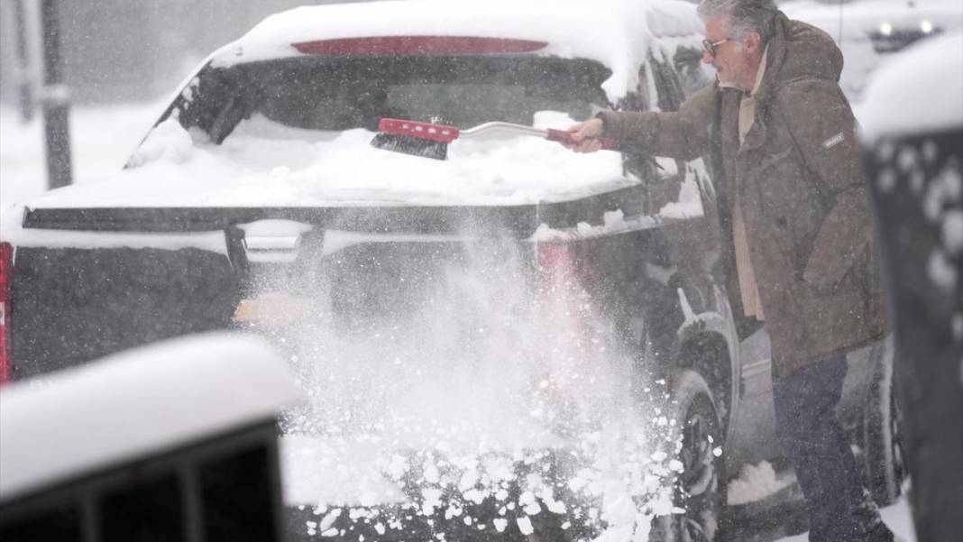 Kanada, kar fırtınasına yakalandı 6