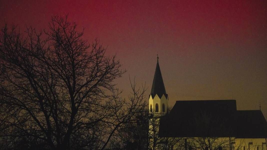 Macaristan'da rengarenk Kuzey Işıkları gözlemlendi 14