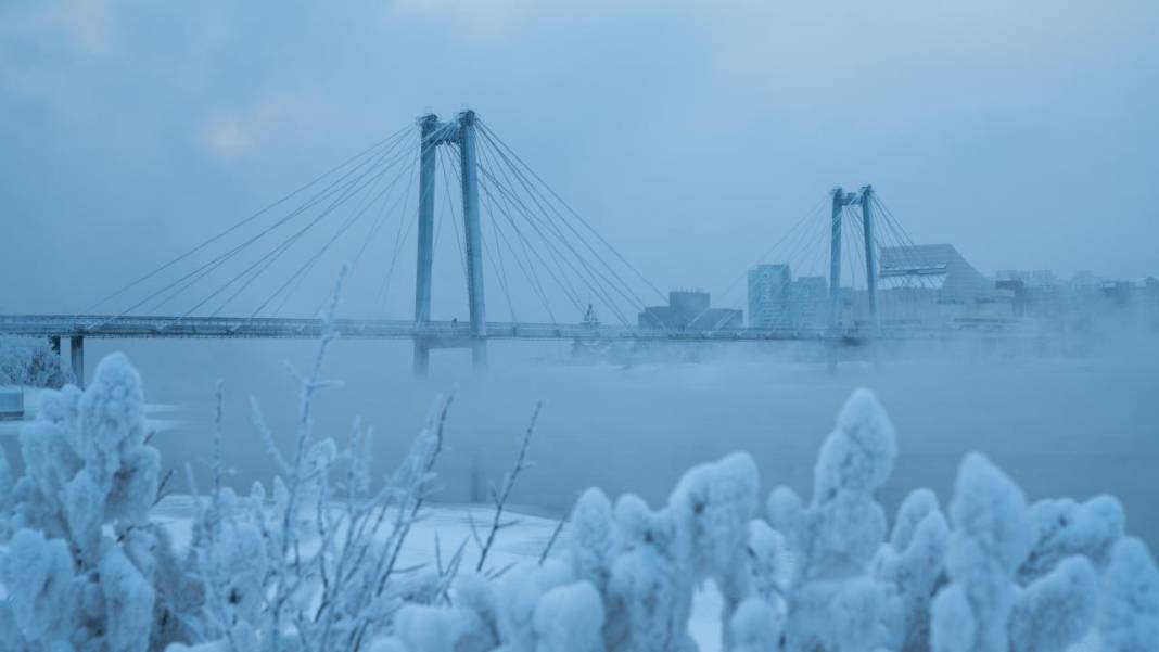 Bakınca bile üşüten görüntüler: Rusya eksi 40 3