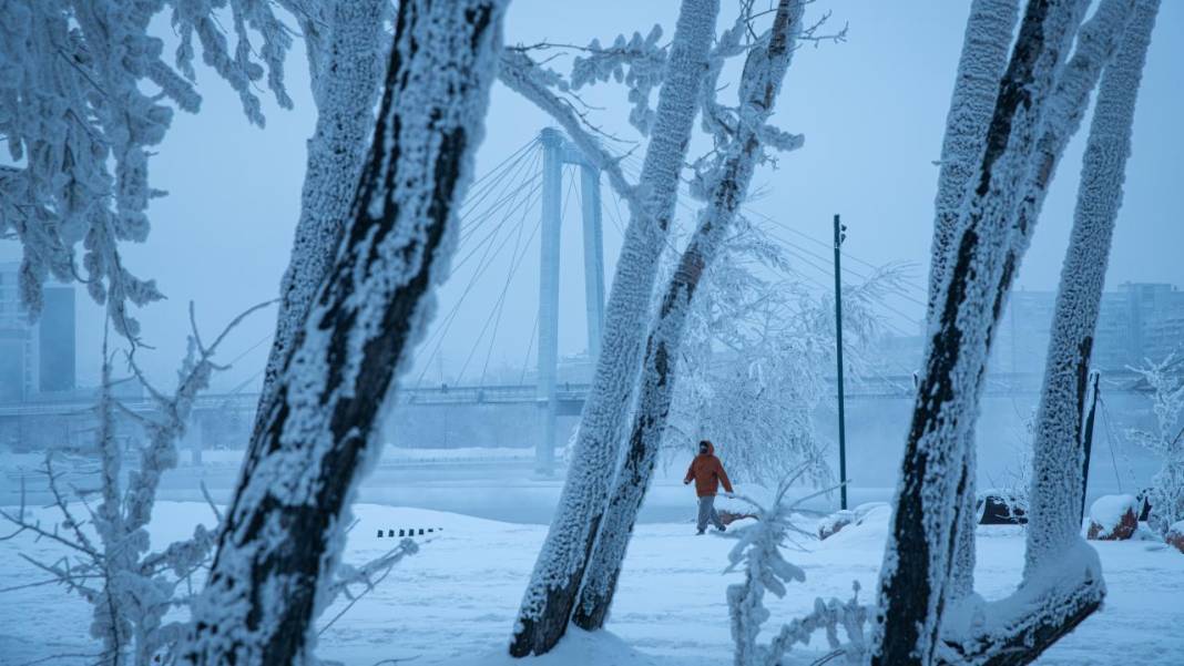 Bakınca bile üşüten görüntüler: Rusya eksi 40 8