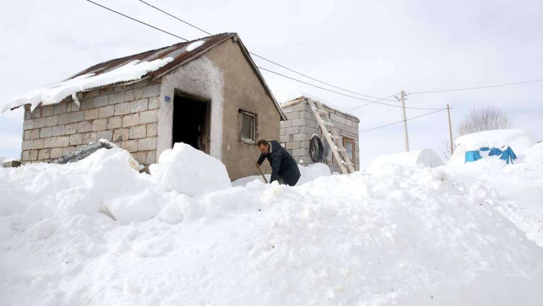 Karla kaplı köylerde yaşam 15