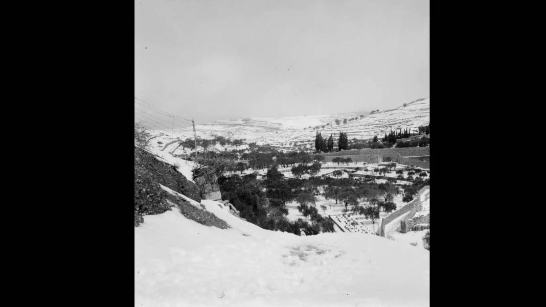 Tarih 1921: Kudüs karlar altında 20