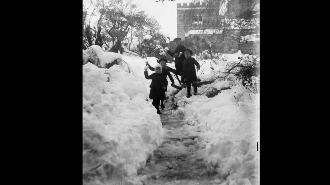 Tarih 1921: Kudüs karlar altında 8