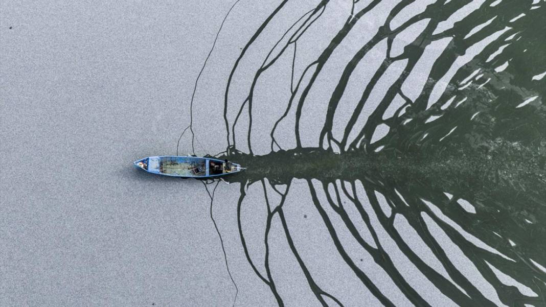 Beyşehir Gölü buzla kaplandı 2