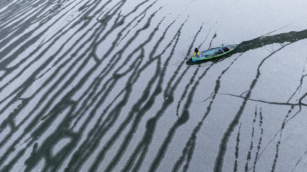 Beyşehir Gölü buzla kaplandı 5