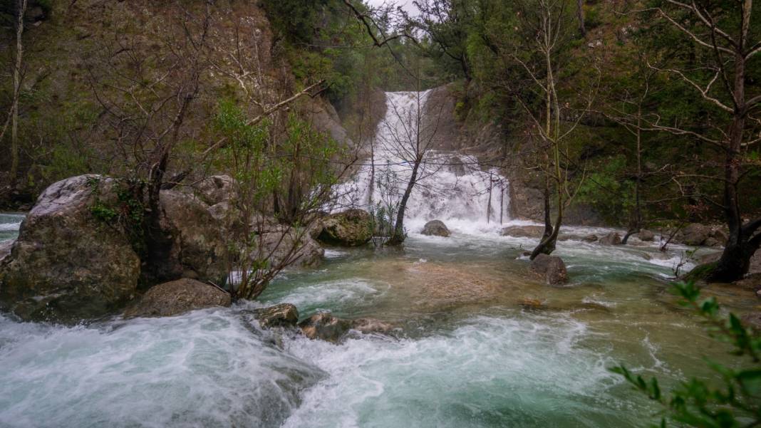 Antalya'daki Gelin Şelalesi ne güzel yaratılmış 11