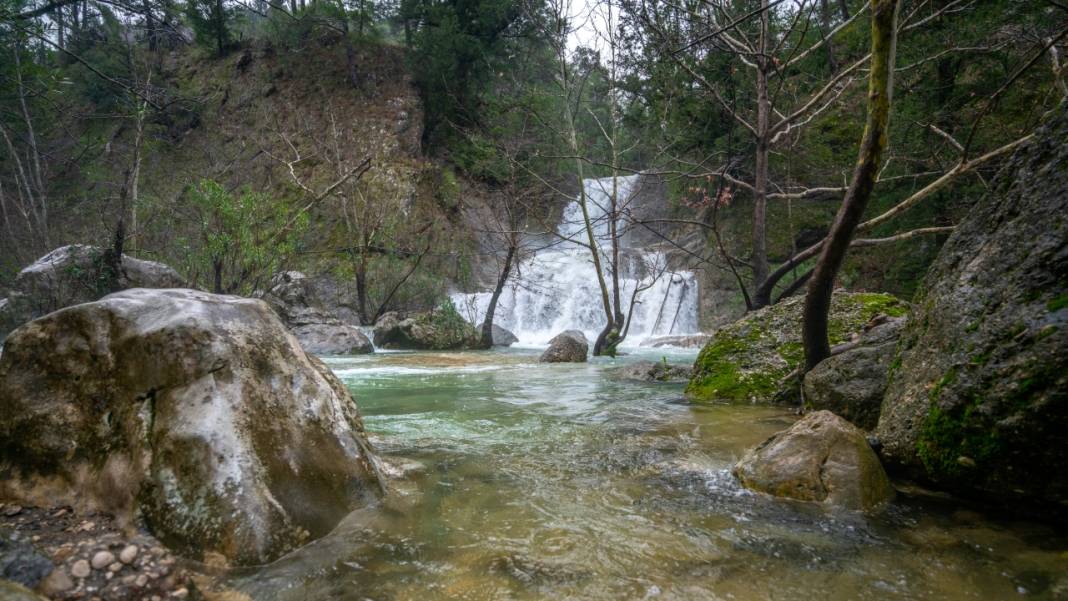 Antalya'daki Gelin Şelalesi ne güzel yaratılmış 14