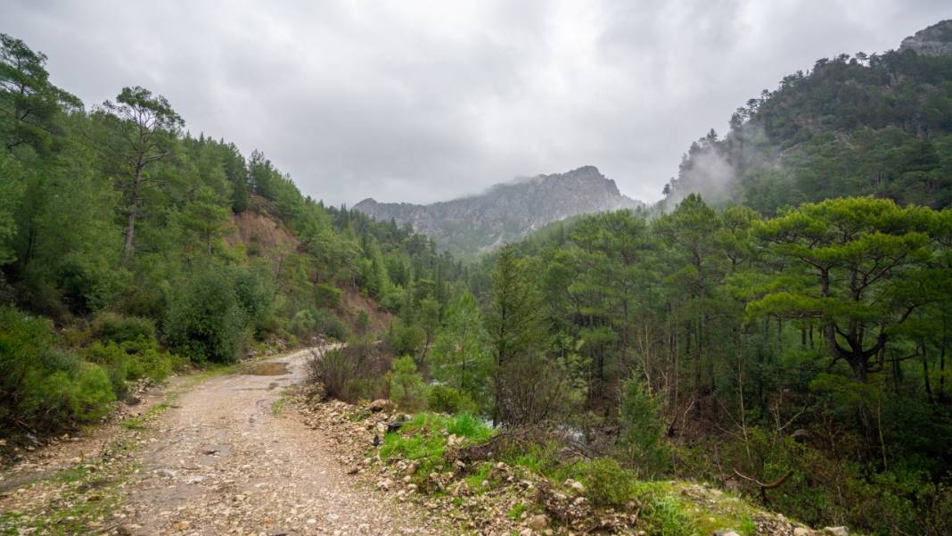 Antalya'daki Gelin Şelalesi ne güzel yaratılmış 9