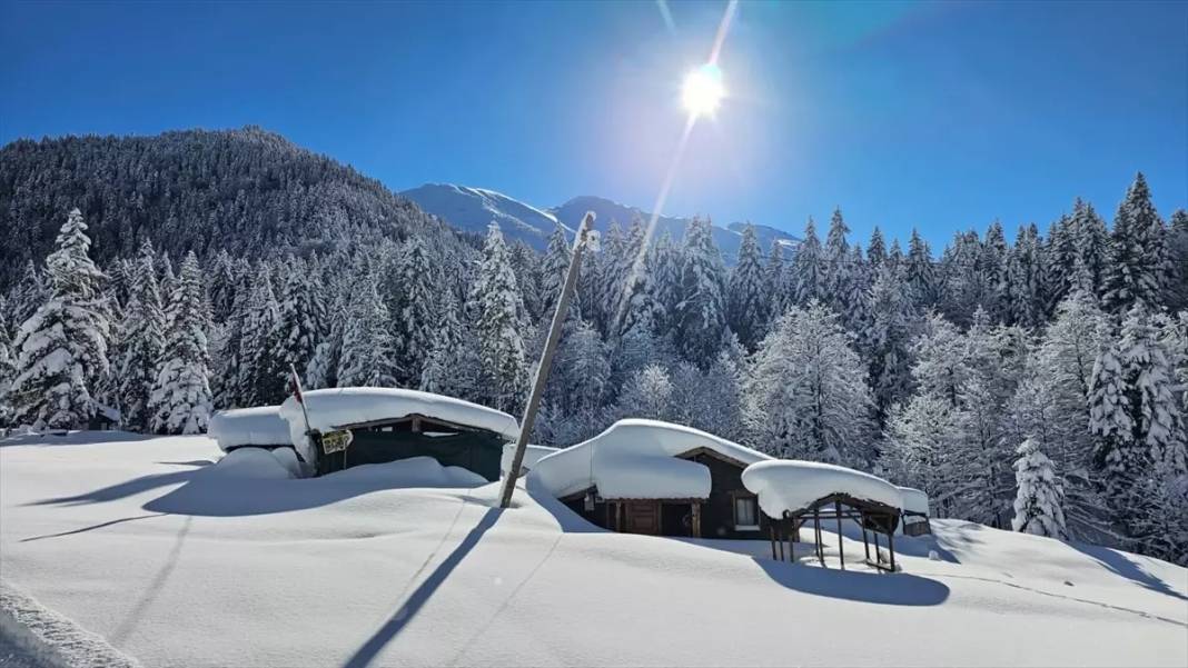 Rize'de Kaçkar Dağları ve yaylalardaki kar manzarası 10