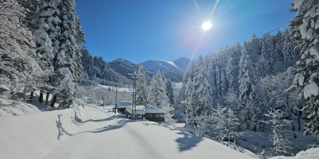 Rize'de Kaçkar Dağları ve yaylalardaki kar manzarası 12