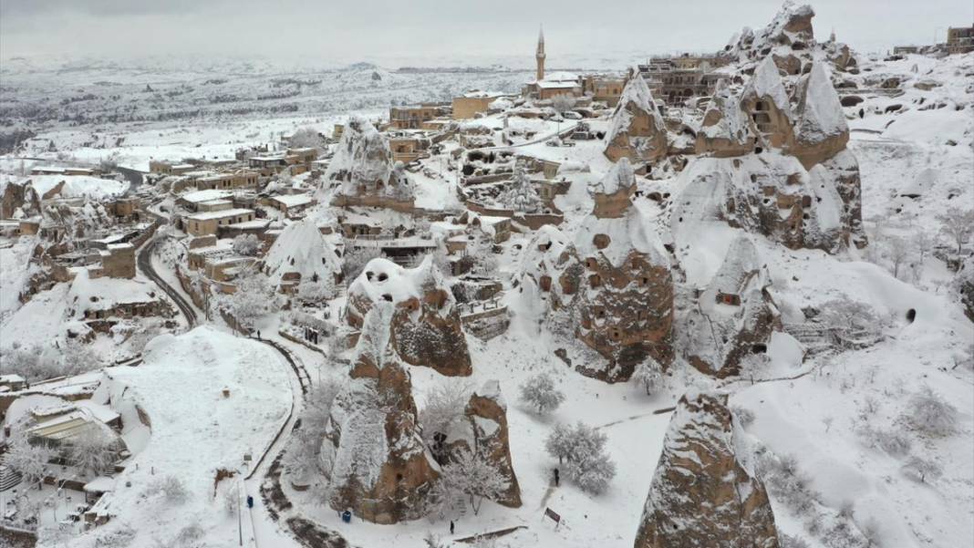 Karla kaplanan Kapadokya 11