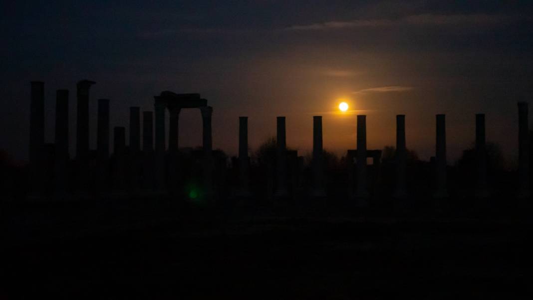 İlkbaharın ilk dolunayı Antalya'da ilgiyle izlendi 8