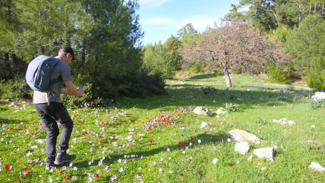 Beydağları'nın bir yanı kış, bir yanı ilkbahar 12